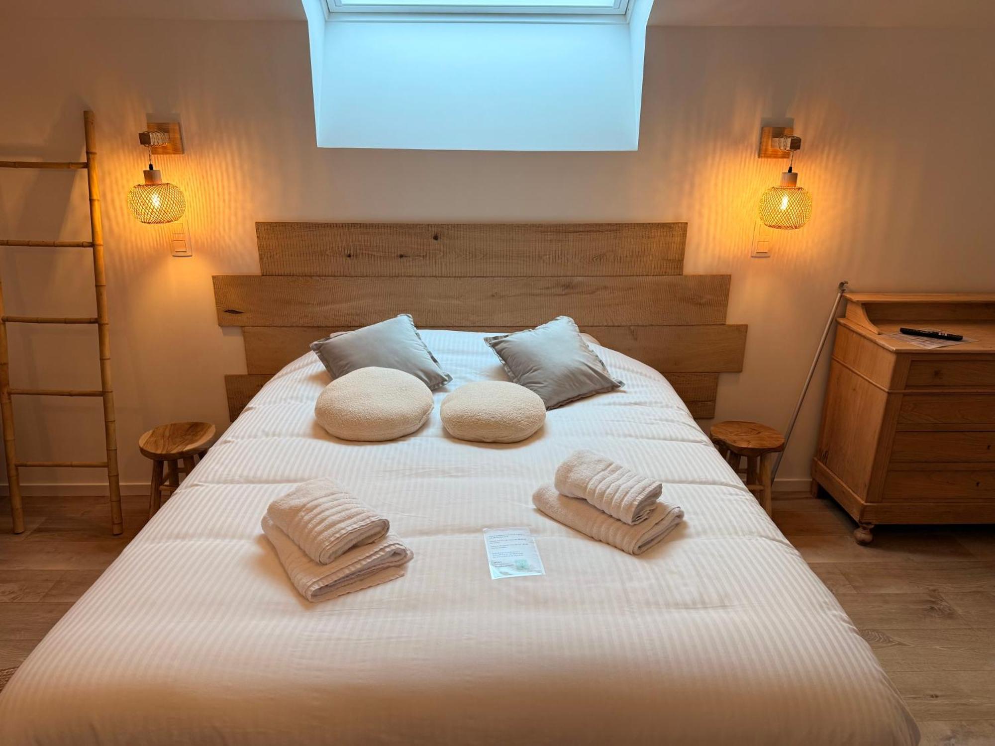 Sensup A 5Min De Pairi Daiza Bed & Breakfast Брюжлет Екстериор снимка